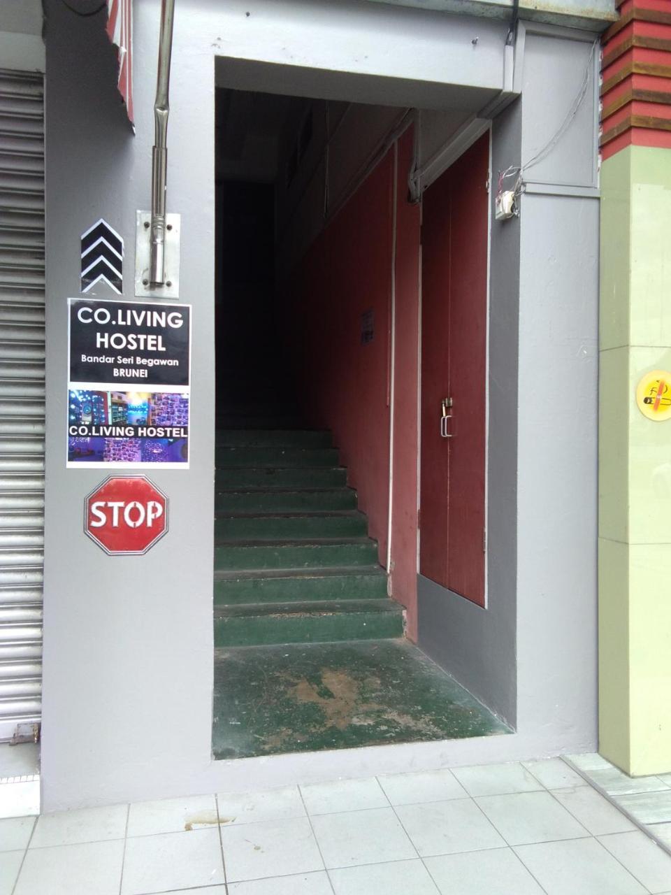 Co.Living Hostel Bandar Seri Begawan Buitenkant foto
